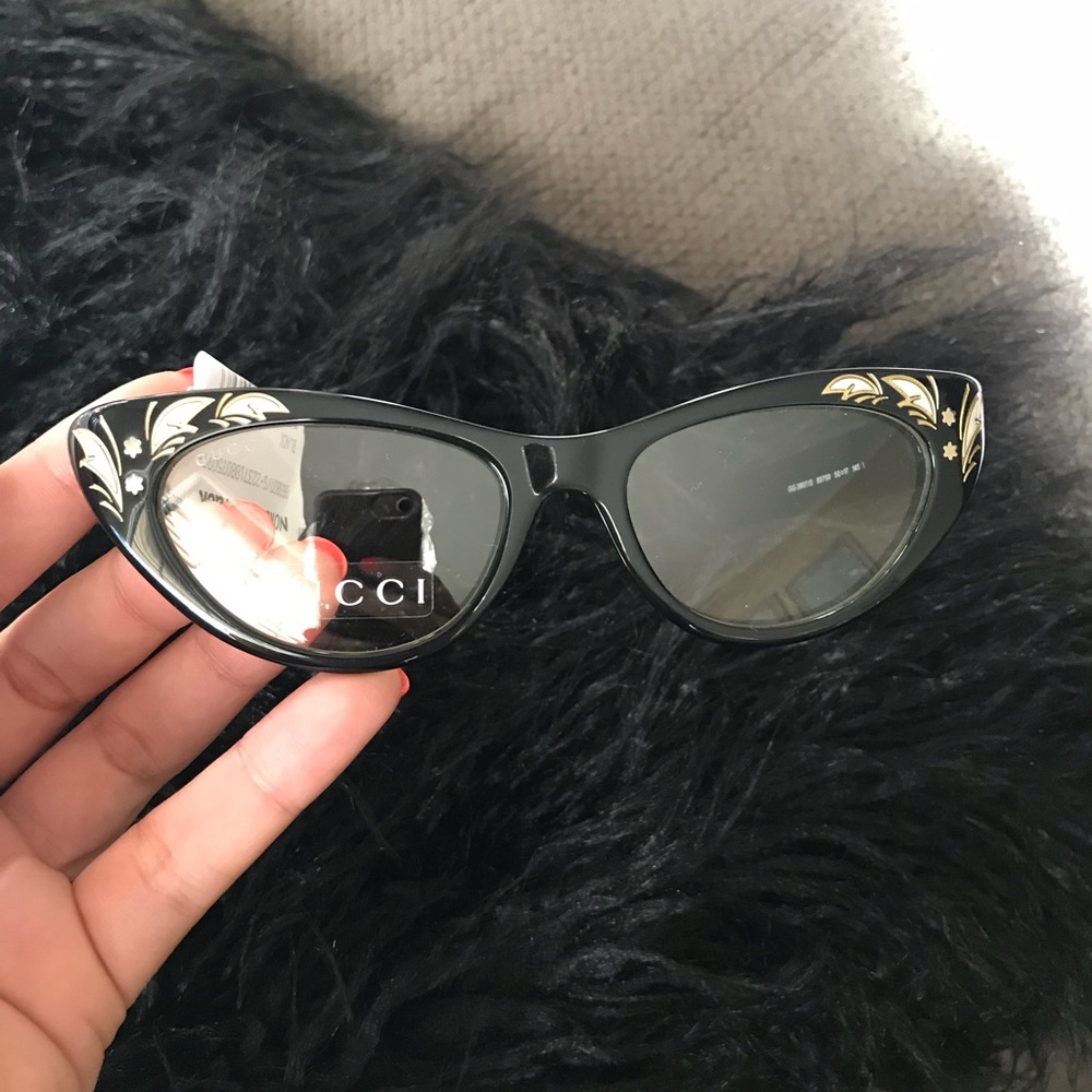 Gucci cateye cat eyed glasses 👓